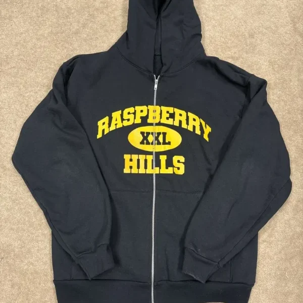 The GV gallery raspberry Hills zip up size large